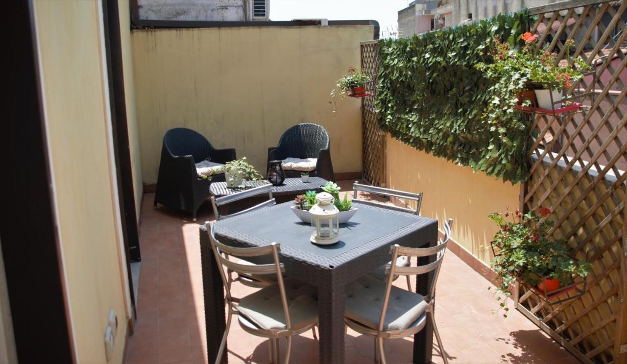 Case Vacanze Il Sorriso Catania Exterior photo